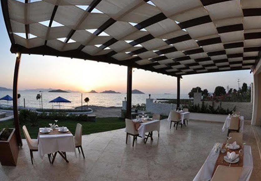 Small Beach Hotel Turgutreis Exterior photo